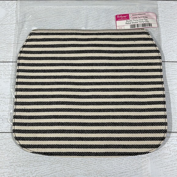 Studio Thirty-One Flap in Twill Stripe - Picture 1 of 4